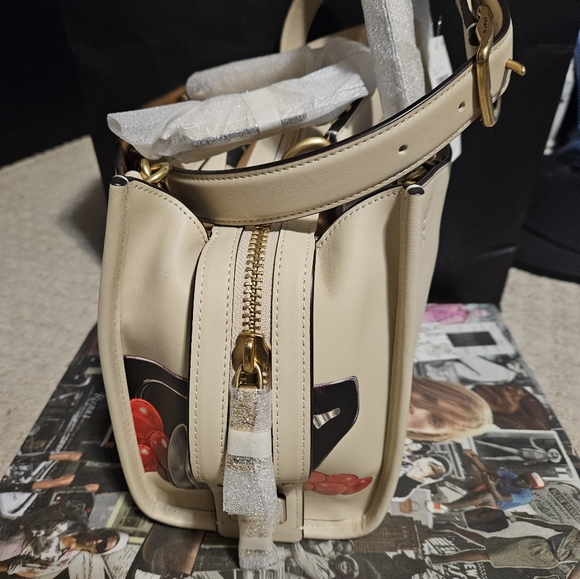 BNWT Coach X Tom Wesselman Rogue 25 in B4/Ivory - Picture 5 of 5